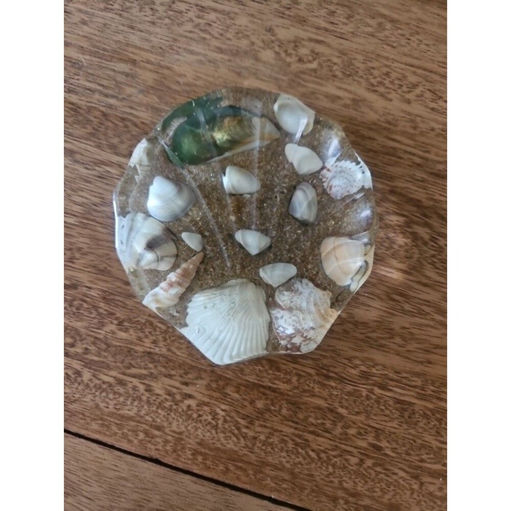 Sea Shell Lucite Resin Acrylic Soap Dish Trinket Clam Sea Shells Sand